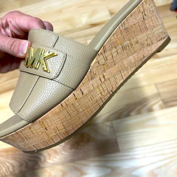 Michael Kors Beige Wedge Slides - Picture 9 of 11